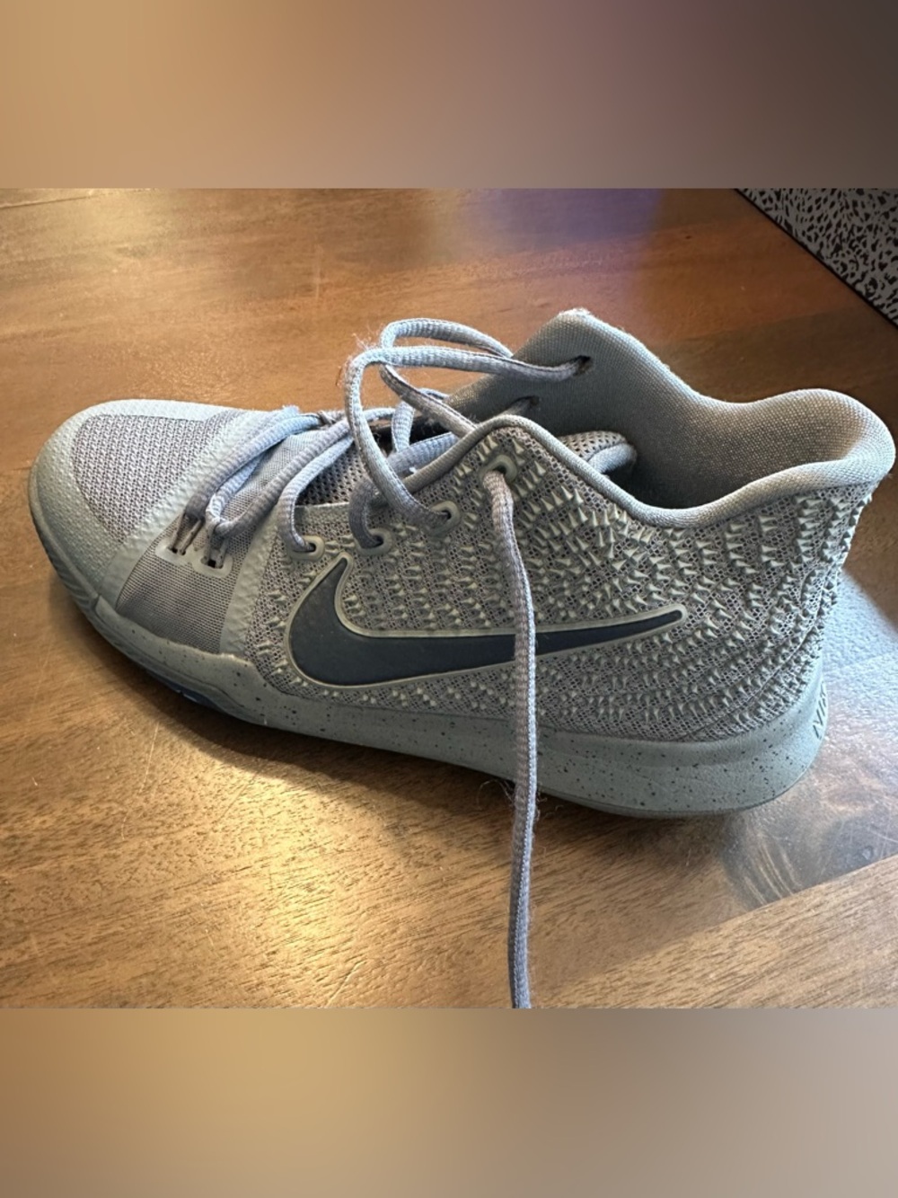 Youth 5Y Boys Sizing Kyrie Irving Nike Basketball Shoes - Cool Grey - Picture 6 of 11